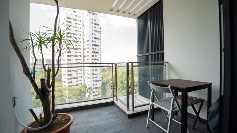 120 Grange, 120 Grange Road, 2 Bedrooms, 570 sqft, Condominium For Sale, by Dion Koh, 500191952 - Balcony - PropertyGuru.com.sg