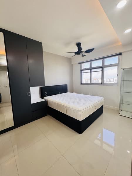 878A Tampines Avenue 8, 878A Tampines Avenue 8, 2 Bedrooms, 742 sqft, HDB Flat For Rent, by Chris Tang 邓佩芬, 500191956 - Bedroom - PropertyGuru.com.sg