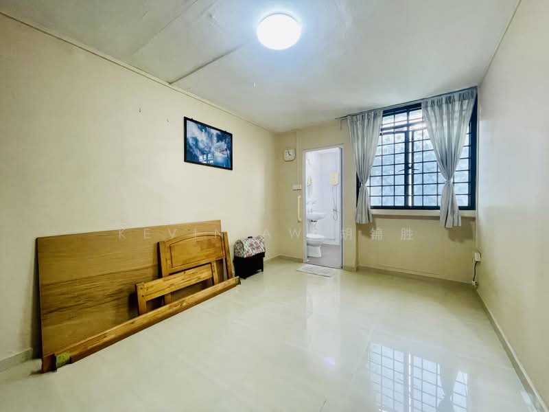 131 Bishan Street 12, 131 Bishan Street 12, 3 Bedrooms, 904 sqft, HDB Flat For Sale, by Kevin Aw 胡锦胜, 500191963 - Bedroom - PropertyGuru.com.sg