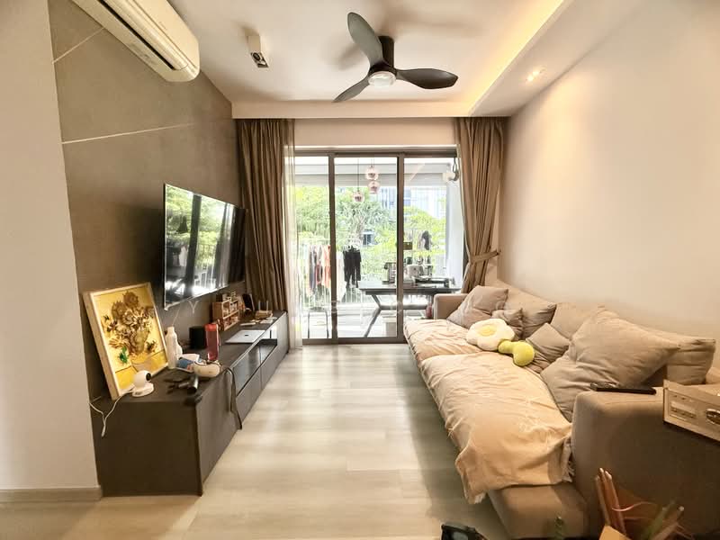 High Park Residences, 21 Fernvale Road, Room Rental, 100 sqft, Condominium For Rent, by Young Chng, 500191973 - Living Room - PropertyGuru.com.sg