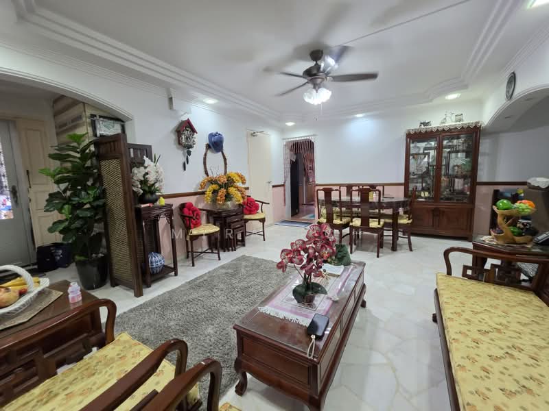 326 Sembawang Crescent, 326 Sembawang Crescent, 4 Bedrooms, 1,292 sqft, HDB Flat For Sale, by Myra Goh, 500191987 - Living Room - PropertyGuru.com.sg