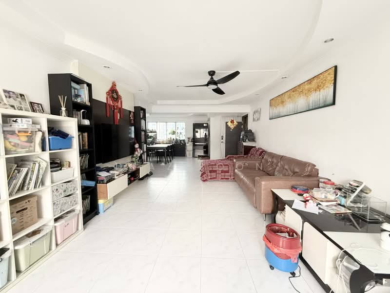 461 Jurong West Street 41, 461 Jurong West Street 41, 3 Bedrooms, 1,302 sqft, HDB Flat For Sale, by Diaz Soon, 500191995 - Living Room - PropertyGuru.com.sg