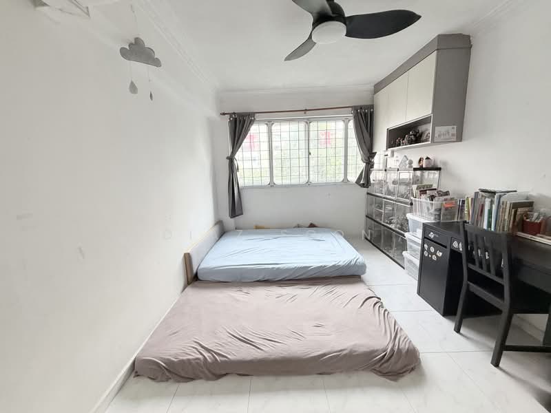 461 Jurong West Street 41, 461 Jurong West Street 41, 3 Bedrooms, 1,302 sqft, HDB Flat For Sale, by Diaz Soon, 500191995 - Bedroom - PropertyGuru.com.sg