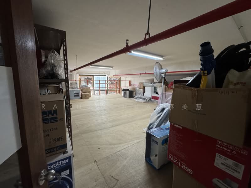 Oxley BizHub, 61 Ubi Road 1, 990 sqft, Light Industrial (B1) For Sale, by Rayne Chua 蔡美慧, 500192002 - Interior - CommercialGuru.com.sg