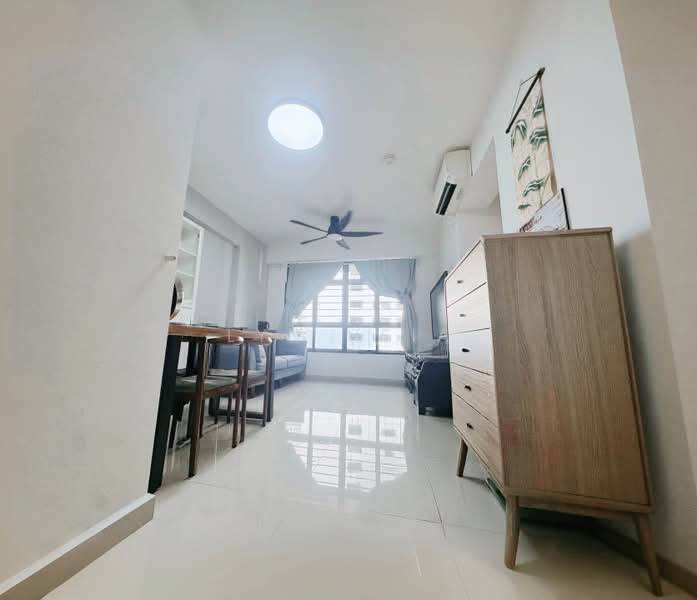 107A Bidadari Park Drive, 107A Bidadari Park Drive, 2 Bedrooms, 732 sqft, HDB Flat For Sale, by Lyn Hsia, 500192006 - Living Room - PropertyGuru.com.sg