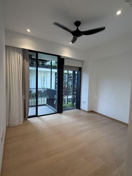 Jervois Mansion, 14 Jervois Close, 4 Bedrooms, 1,539 sqft, Condominium For Rent, by Eleanor Tan, 500192014 - Balcony - PropertyGuru.com.sg