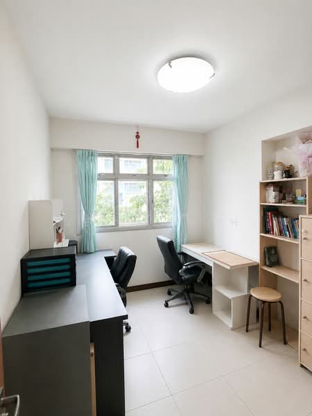 211C Punggol Walk, 211C Punggol Walk, 3 Bedrooms, 990 sqft, HDB Flat For Sale, by Jessie Moh 毛丁可, 500192017 - Study - PropertyGuru.com.sg
