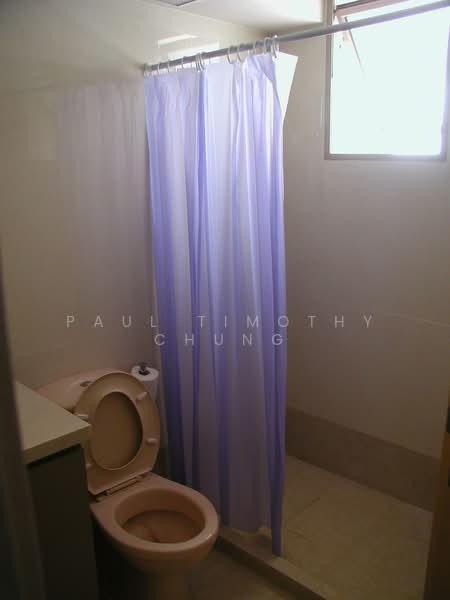 11 Farrer Park Road, 11 Farrer Park Road, 3 Bedrooms, 1,175 sqft, HDB Flat For Rent, by Paul Timothy Chung, 500192022 - Bathroom - PropertyGuru.com.sg