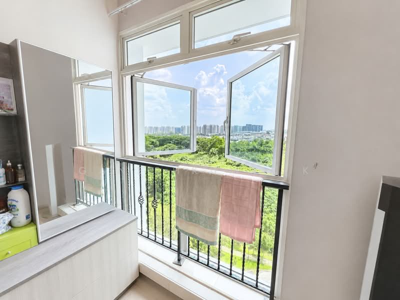 393 Bukit Batok West Avenue 5, 393 Bukit Batok West Avenue 5, 4 Bedrooms, 1,270 sqft, HDB Flat For Sale, by GANESHKUMAR K, 500192024 - Balcony - PropertyGuru.com.sg