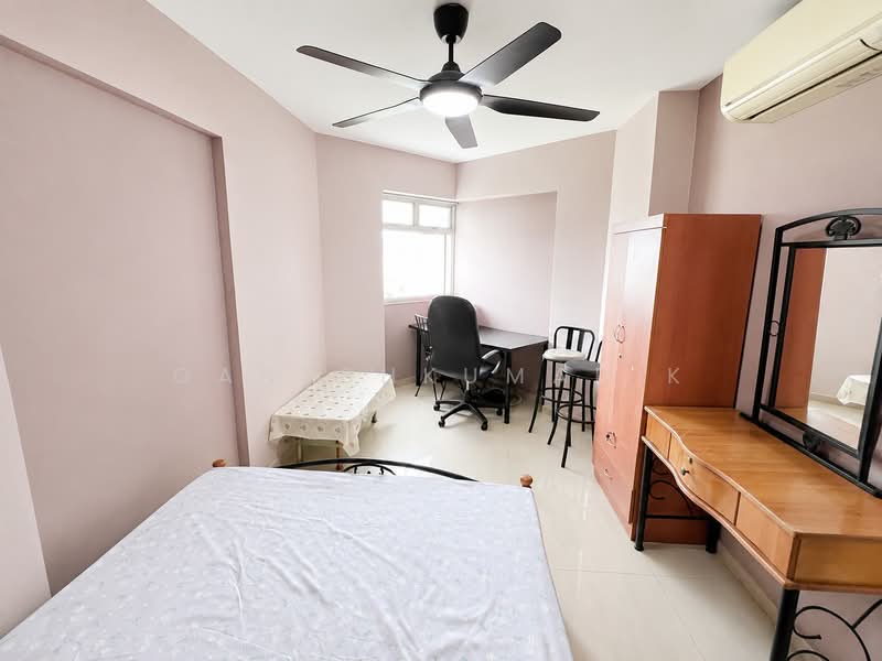 393 Bukit Batok West Avenue 5, 393 Bukit Batok West Avenue 5, 4 Bedrooms, 1,270 sqft, HDB Flat For Sale, by GANESHKUMAR K, 500192024 - Bedroom - PropertyGuru.com.sg