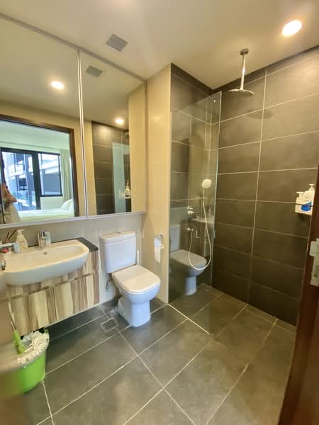 Guillemard Edge, 38 Lorong 30 Geylang, 1 Bedroom, 441 sqft, Condominium For Sale, by Hong Li, 500192025 - Bathroom - PropertyGuru.com.sg