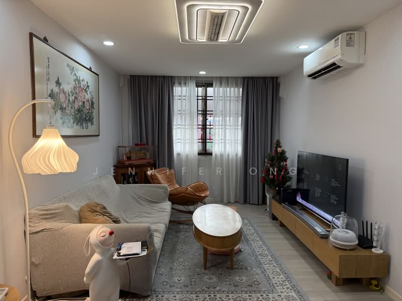 1 Toh Yi Drive, 1 Toh Yi Drive, 3 Bedrooms, 1,119 sqft, HDB Flat For Rent, by Jennifer Ong, 500192027 - Living Room - PropertyGuru.com.sg