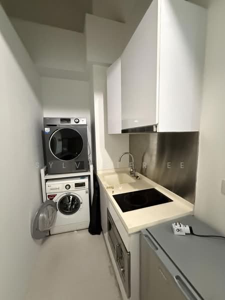 #1 Loft, 1 Lorong 24 Geylang, Room Rental, 150 sqft, Apartment For Rent, by Sylvester Ee, 500192029 - Kitchen - PropertyGuru.com.sg