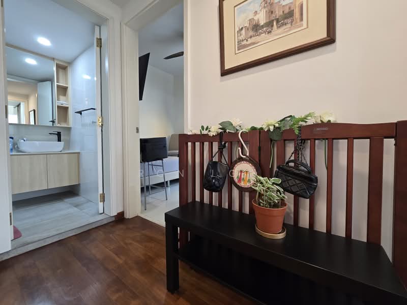 Tanamera Crest, 8 Pari Dedap Walk, 3 Bedrooms, 1,195 sqft, Condominium For Sale, by Ron Loh, 500192040 - Bathroom - PropertyGuru.com.sg