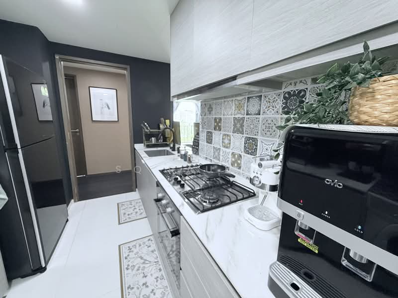 Bellewoods, 100 Woodlands Avenue 5, 3 Bedrooms, 1,066 sqft, Executive Condominium For Sale, by SQ Raudha, 500192041 - Kitchen - PropertyGuru.com.sg