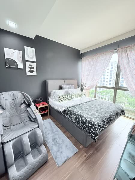 Bellewoods, 100 Woodlands Avenue 5, 3 Bedrooms, 1,066 sqft, Executive Condominium For Sale, by SQ Raudha, 500192041 - Master Bedroom - PropertyGuru.com.sg