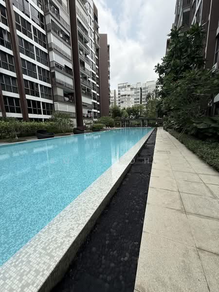 Bellewoods, 100 Woodlands Avenue 5, 3 Bedrooms, 1,066 sqft, Executive Condominium For Sale, by SQ Raudha, 500192041 - Swimming pool - PropertyGuru.com.sg