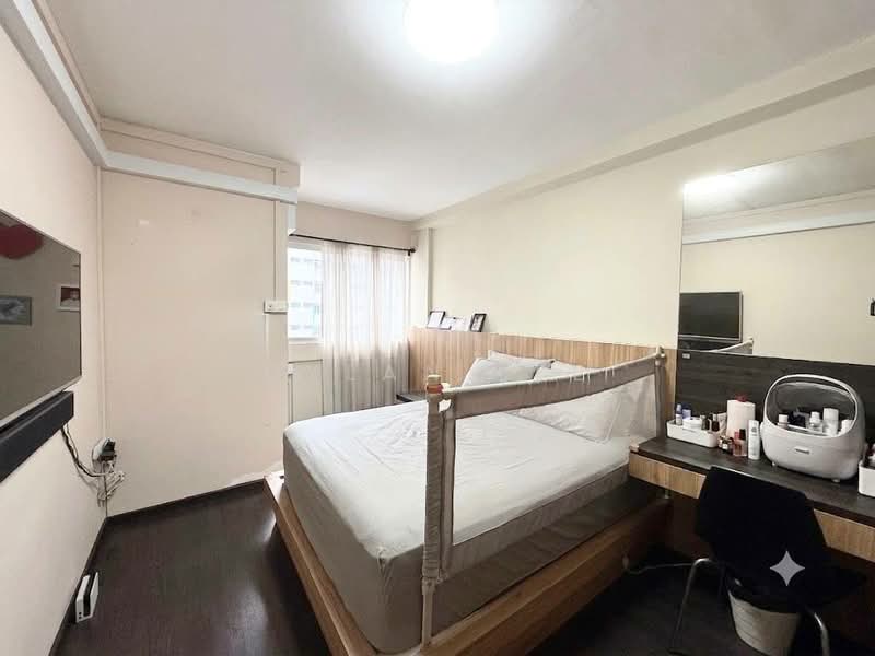 861 Yishun Avenue 4, 861 Yishun Avenue 4, 2 Bedrooms, 796 sqft, HDB Flat For Sale, by Dylan Lee, 500192042 - Bedroom - PropertyGuru.com.sg