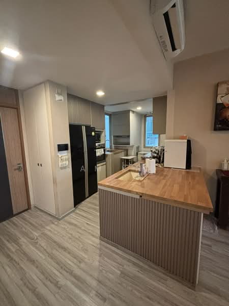 Floridian, 965 Bukit Timah Road, 4 Bedrooms, 1,900 sqft, Condominium For Sale, by Sam Kng, 500192043 - Kitchen - PropertyGuru.com.sg