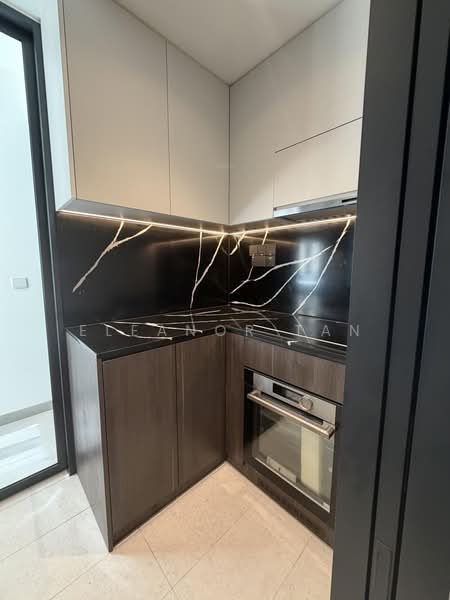 Jervois Mansion, 14 Jervois Close, 4 Bedrooms, 1,303 sqft, Condominium For Rent, by Eleanor Tan, 500192074 - Kitchen - PropertyGuru.com.sg