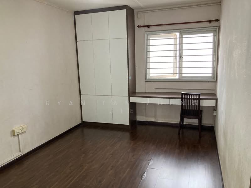 524 Hougang Avenue 6, 524 Hougang Avenue 6, 3 Bedrooms, 1,130 sqft, HDB Flat For Sale, by Ryan Tan Zheng Jie, 500192077 - Study - PropertyGuru.com.sg