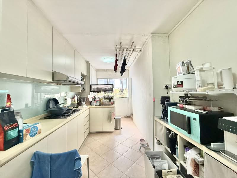 310 Woodlands Street 31, 310 Woodlands Street 31, 3 Bedrooms, 1,109 sqft, HDB Flat For Sale, by Kenneth Yeo, 500192083 - Kitchen - PropertyGuru.com.sg