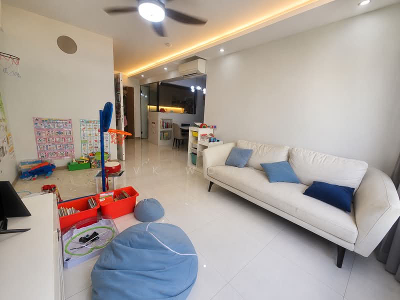 619A Tampines Street 61, 619A Tampines Street 61, 3 Bedrooms, 1,001 sqft, HDB Flat For Sale, by VK Wong, 500192088 - Living Room - PropertyGuru.com.sg