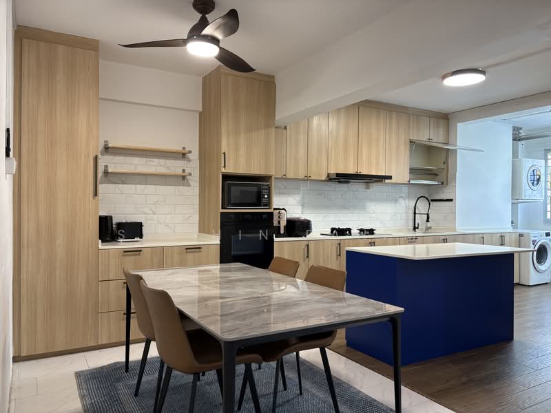 141 Teck Whye Lane, 141 Teck Whye Lane, 3 Bedrooms, 1,216 sqft, HDB Flat For Sale, by SALIHIN RAHIM, 500192094 - Spacious Kitchen - PropertyGuru.com.sg