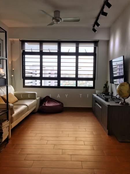 180C Boon Lay Drive, 180C Boon Lay Drive, 3 Bedrooms, 1,001 sqft, HDB Flat For Rent, by Lee Lay Ting, 500192095 - Living Room - PropertyGuru.com.sg