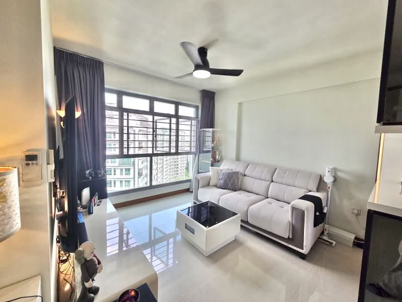 316A Punggol Way, 316A Punggol Way, 3 Bedrooms, 1,001 sqft, HDB Flat For Sale, by Kenneth Yeo, 500192105 - Living Room - PropertyGuru.com.sg