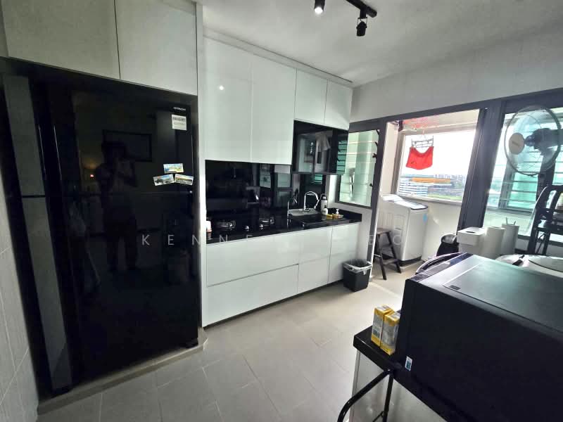 316A Punggol Way, 316A Punggol Way, 3 Bedrooms, 1,001 sqft, HDB Flat For Sale, by Kenneth Yeo, 500192105 - Kitchen - PropertyGuru.com.sg