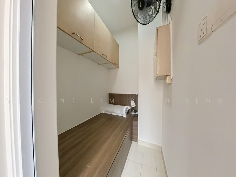 Heritage View, 8 Dover Rise, Room Rental, 70 sqft, Condominium For Rent, by Vincent Lim Boon Seng, 500192106 - HTV 7 w/ Aircon - PropertyGuru.com.sg