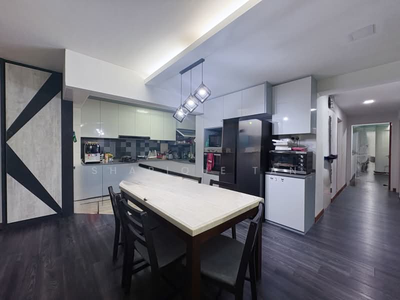 426C Yishun Avenue 11, 426C Yishun Avenue 11, 3 Bedrooms, 1,206 sqft, HDB Flat For Sale, by Sharique Tan, 500192108 - Kitchen - PropertyGuru.com.sg