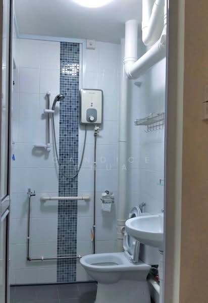 153 Yishun Street 11, 153 Yishun Street 11, Room Rental, 150 sqft, HDB Flat For Rent, by Candice Chua, 500192119 - Bathroom - PropertyGuru.com.sg