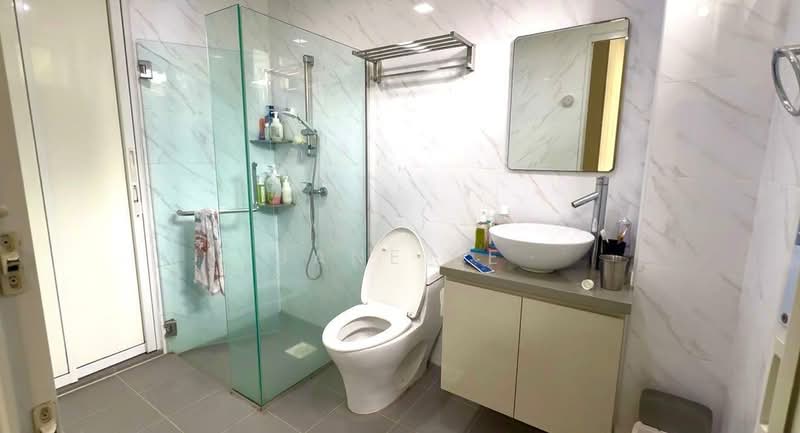 Fengli Gardens, Lorong Ong Lye, 5 Bedrooms, 3,200 sqft, Corner Terrace For Sale, by Jane Ee, 500192121 - Bathroom - PropertyGuru.com.sg