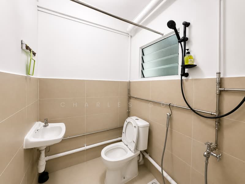 Novena Hill, 33B Jalan Novena, 2 Bedrooms, 710 sqft, Apartment For Sale, by Charles Goy, 500192122 - Bathroom - PropertyGuru.com.sg