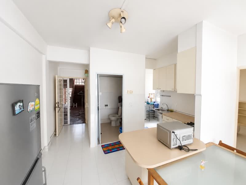 Novena Hill, 33B Jalan Novena, 2 Bedrooms, 710 sqft, Apartment For Sale, by Charles Goy, 500192122 - Kitchen - PropertyGuru.com.sg