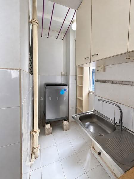 Kitchen - Decluttered