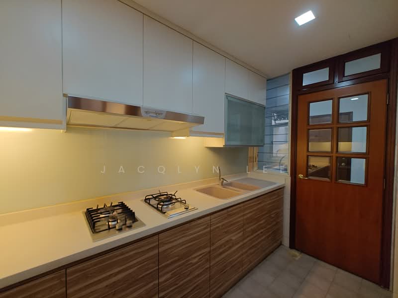 Laguna Green, 20 Jalan Hajijah, 3 Bedrooms, 1,066 sqft, Condominium For Rent, by Jacqlyn Lee, 500192123 - Kitchen - PropertyGuru.com.sg