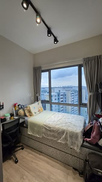 Forest Woods, , 3 Bedrooms, 1,066 sqft, Condominium For Sale, by Mandhy Lee 李艾蓮, 500192136 - Bedroom - PropertyGuru.com.sg