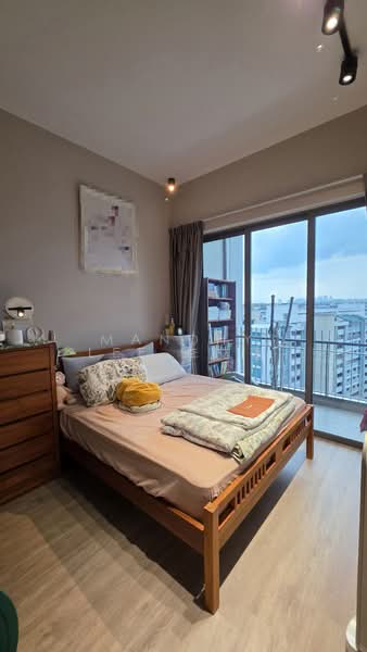Forest Woods, , 3 Bedrooms, 1,066 sqft, Condominium For Sale, by Mandhy Lee 李艾蓮, 500192136 - Bedroom - PropertyGuru.com.sg