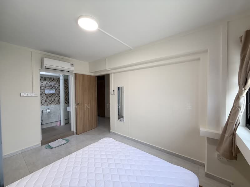 Master Room @ Blk 56 Cassia Crescent, Cassia Crescent, Room Rental, 200 sqft, HDB Flat For Rent, by Alan Tsui 徐先生, 500192149 - Bedroom - PropertyGuru.com.sg
