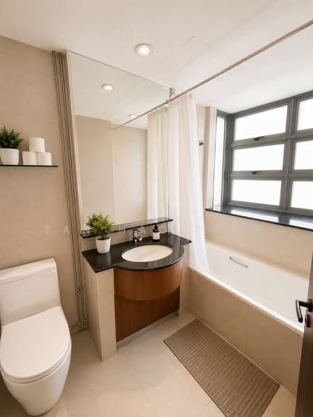 Sunhaven, 781 Upper Changi Road East, 2 Bedrooms, 990 sqft, Condominium For Sale, by Tan Hao Feng, 500192151 - Bathroom - PropertyGuru.com.sg
