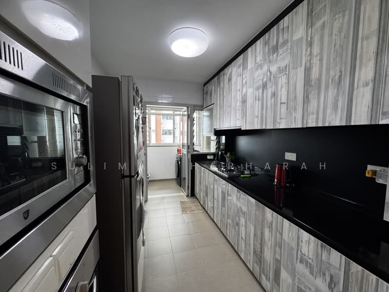 666B Punggol Drive, 666B Punggol Drive, 3 Bedrooms, 1,001 sqft, HDB Flat For Sale, by Suliman Harharah, 500192158 - Kitchen - PropertyGuru.com.sg