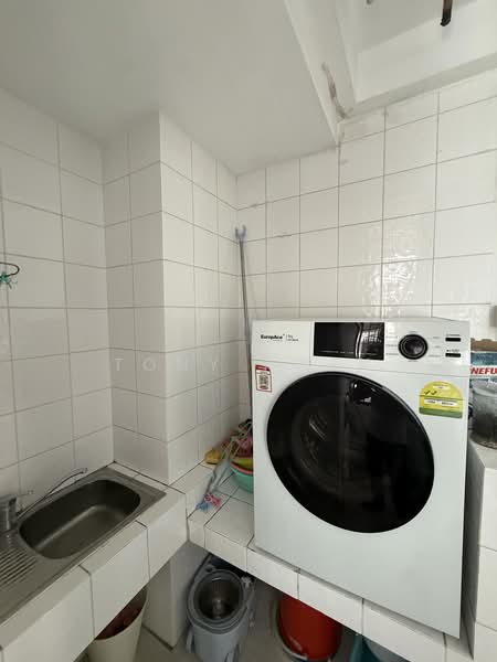 Woodsvale, 1 Woodlands Drive 72, Room Rental, 81 sqft, Condominium For Rent, by Tony Kwek, 500192160 - Interior - PropertyGuru.com.sg