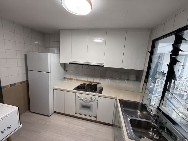 Woodsvale, 1 Woodlands Drive 72, Room Rental, 81 sqft, Condominium For Rent, by Tony Kwek, 500192160 - Kitchen - PropertyGuru.com.sg