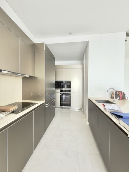 South Beach Residences, 28 South Beach Road, 3 Bedrooms, 1,744 sqft, Condominium For Rent, by Jessica Loh, 500192175 - Kitchen - PropertyGuru.com.sg