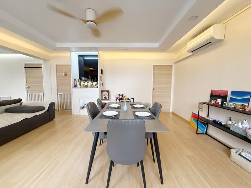 607 Woodlands Ring Road, 607 Woodlands Ring Road, 3 Bedrooms, 1,313 sqft, HDB Flat For Sale, by Richelle Chua, 500192176 - Dining Room - PropertyGuru.com.sg