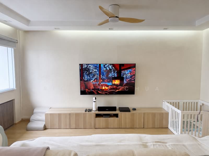 607 Woodlands Ring Road, 607 Woodlands Ring Road, 3 Bedrooms, 1,313 sqft, HDB Flat For Sale, by Richelle Chua, 500192176 - Living Room - PropertyGuru.com.sg