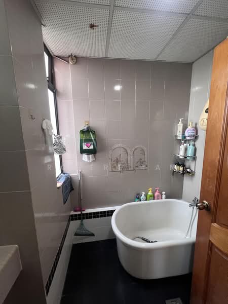 Far Horizon Gardens, 1 Ang Mo Kio Avenue 9, 3 Bedrooms, 1,948 sqft, Condominium For Rent, by Robert Tan, 500192177 - PropertyGuru.com.sg